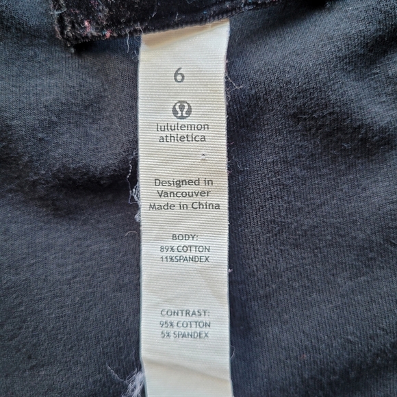 Lululemon Savasana Wrap in Black, VGUC, Size 6 - Picture 10 of 10